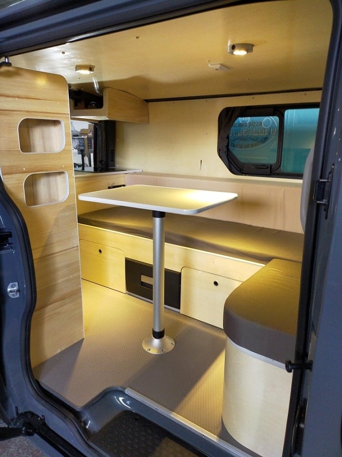 Van Mania amenagement intérieur